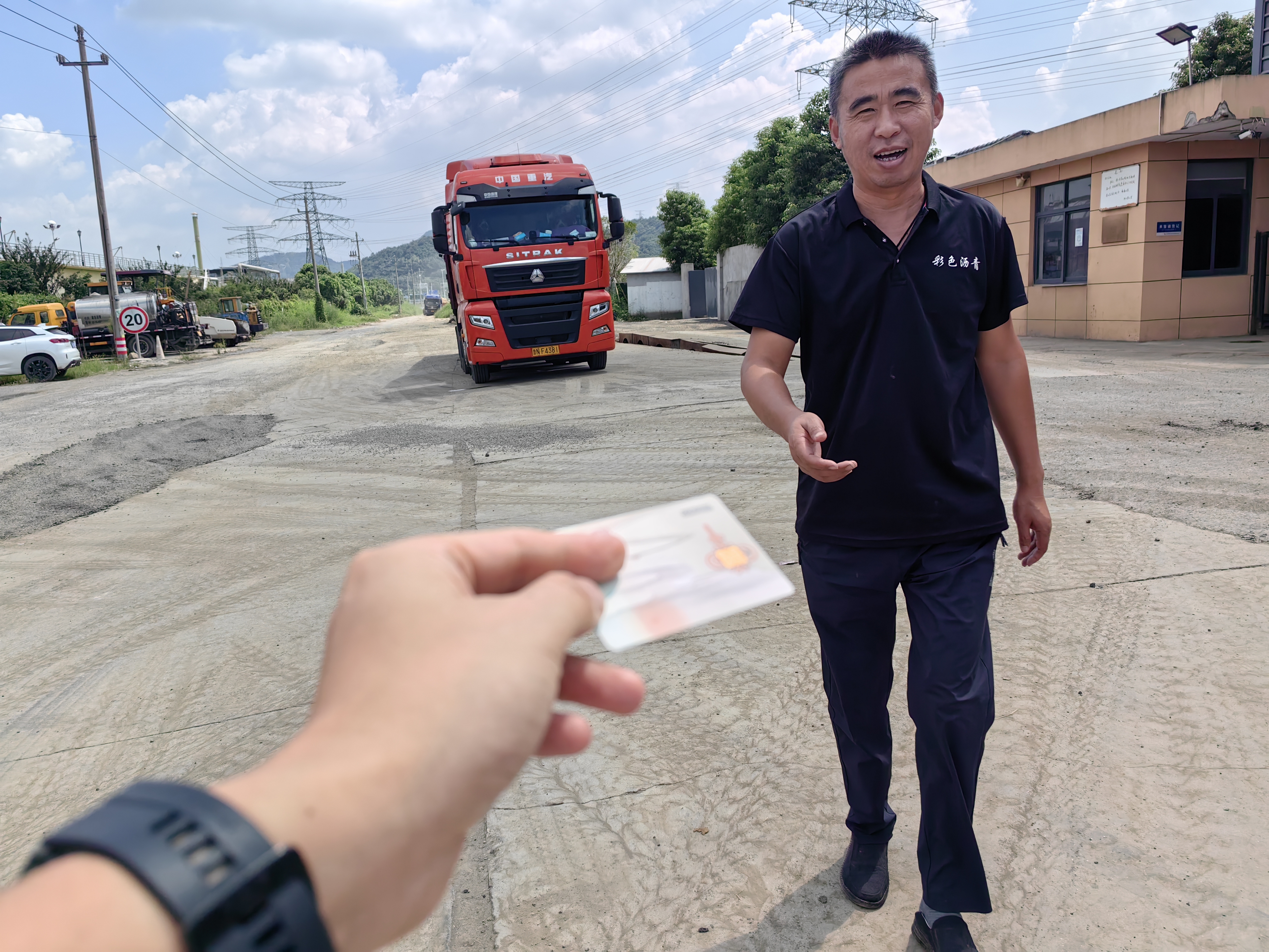 1694416645570191.jpg 陸NF4381.01.jpg