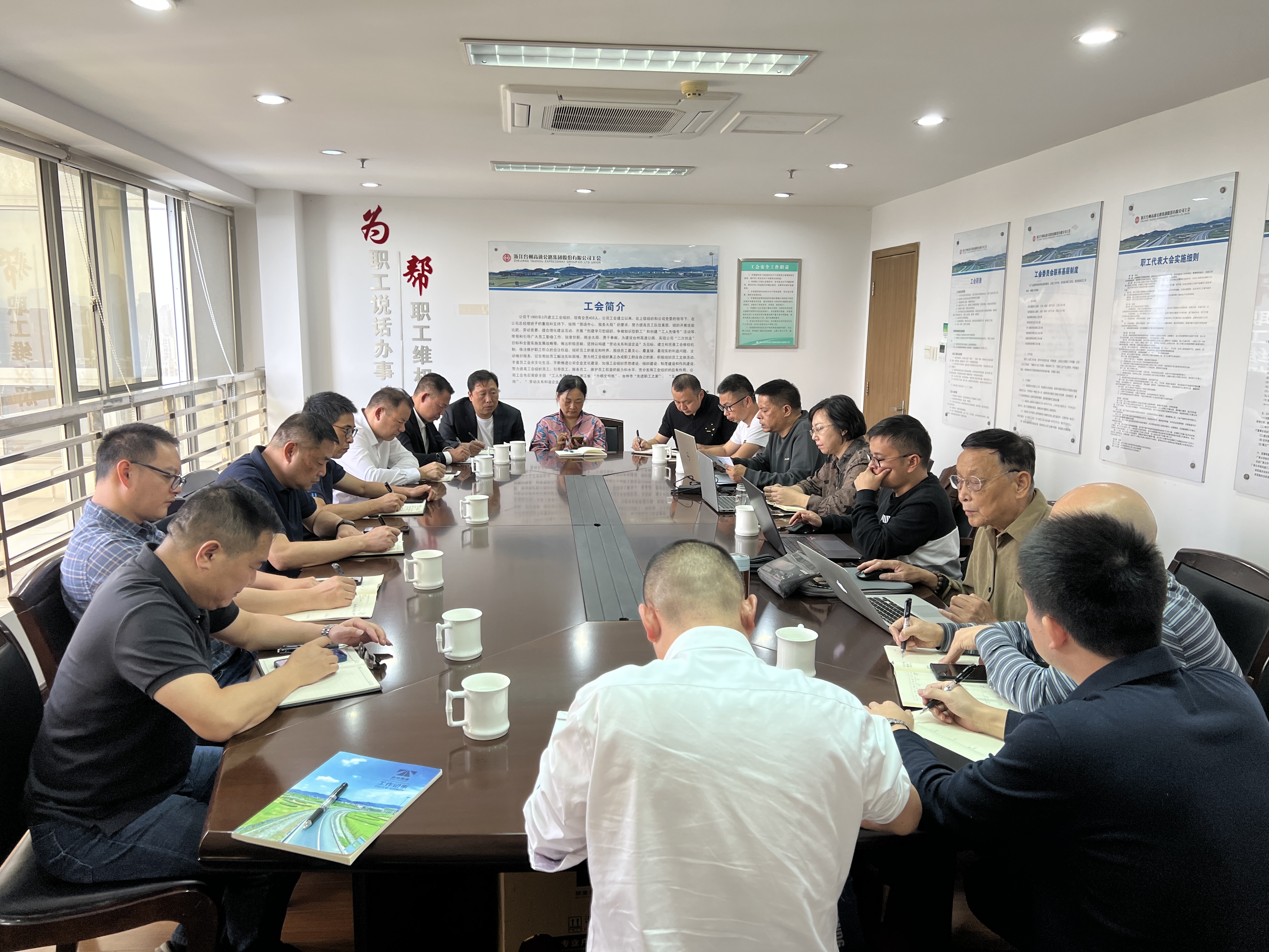 1699429602302811.jpg IMG_2225.JPG