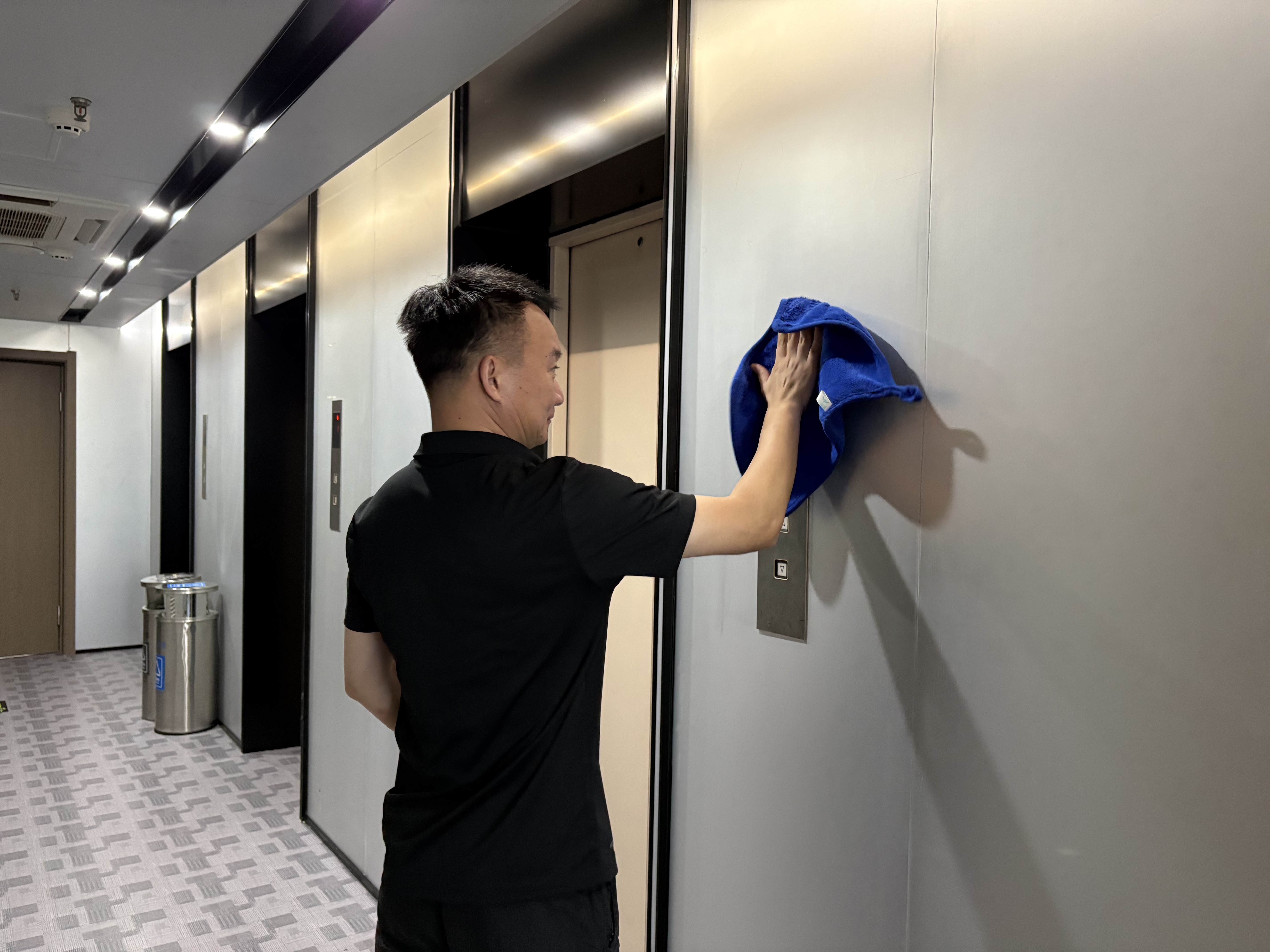 1756977439169693.jpg 9.jpg